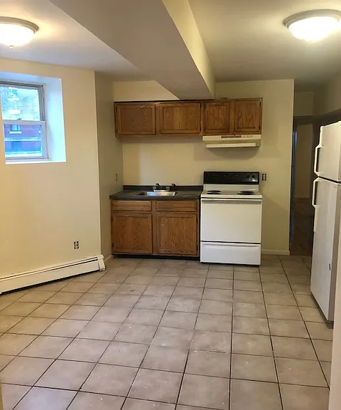 45 Inman St #B — Photo 4