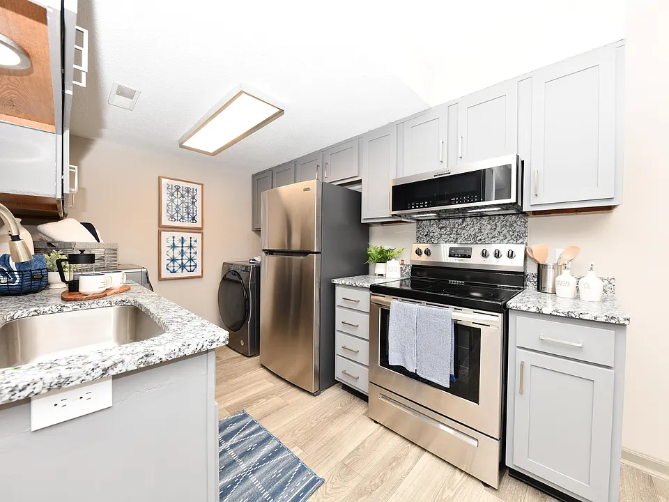 Preston Apartment Homes