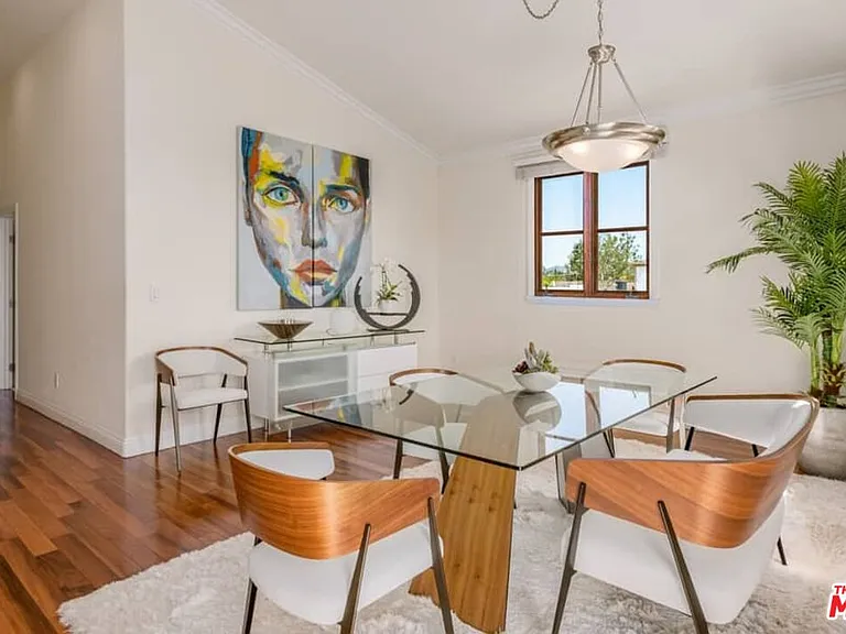 10617 Eastborne Ave #Penthouse 2 — Photo 9