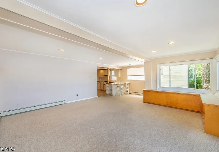 21 E Shore Rd — Photo 5