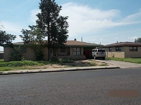 1st image of 1722 Beverly St