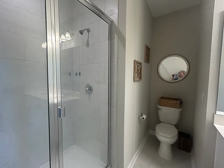 Brandon Lakes Dr — Photo 13