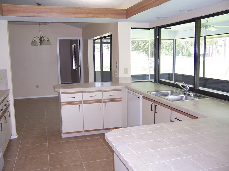 2163 SE Shelter Dr — Photo 8