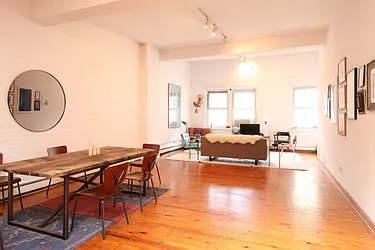 Rented by Level Group