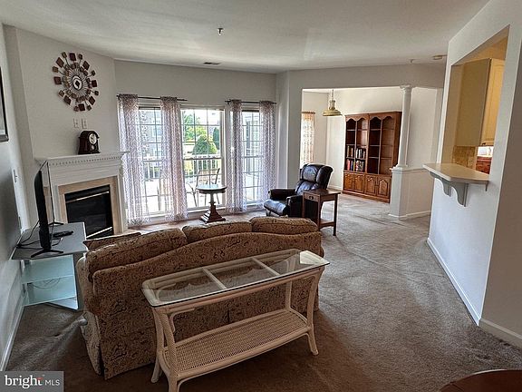 3rd image of 130 Broadway #1E