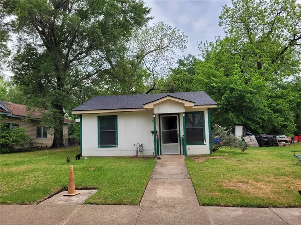 353 5th St NE, Paris, TX 75460