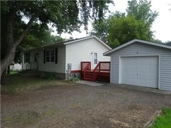 135 Willow Dr W, Annandale, MN 55302