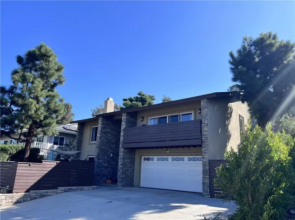 31241 Old River Rd, Bonsall, CA 92003