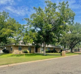 1801 Hickory Street, Llano, TX, 78643