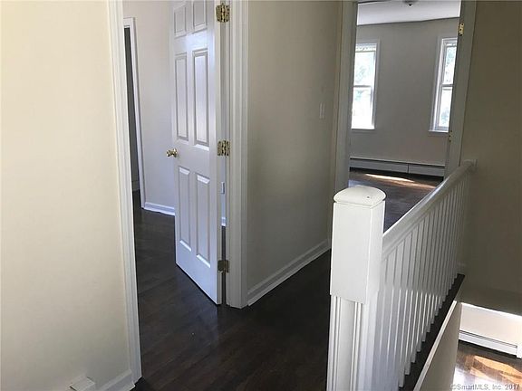 5th image of 23 Winthrop Ave