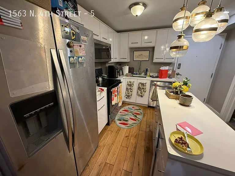 1563 N 4th St #5 — Photo 2