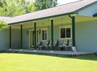 7617 E New Philadelphia Rd, Salem, IN 47167