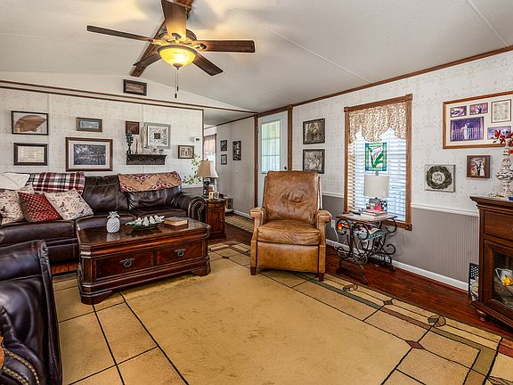 5th image of 20393 Galatia Post Rd