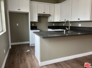 334 Stepney St, Inglewood, CA 90302