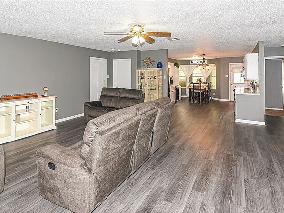 2nd image of 4502 Janelle Dr