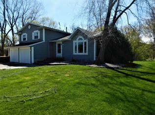 709 Kennedy Dr, Twin Lakes, WI 53181