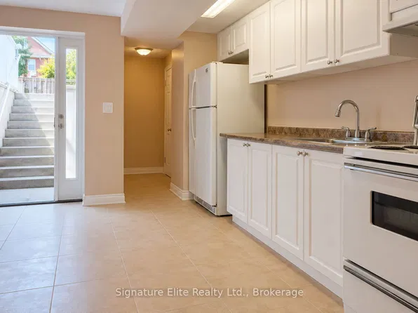 257 Keele St #Basement, Toronto, ON M6P 2K1