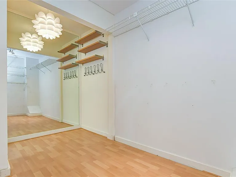 1328 Belcher Dr — Photo 14