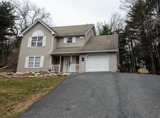 1541 Olympic Way, Effort, PA 18330