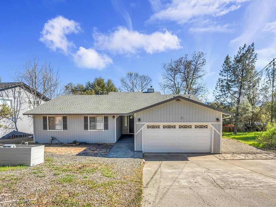 1st image of 18437 Park Point Ct