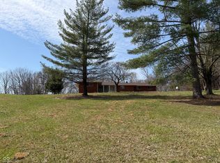 2018 N Sparks Ferry Rd, Salem, IN 47167