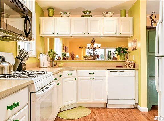 3rd image of 90 Saddle Lakes Dr