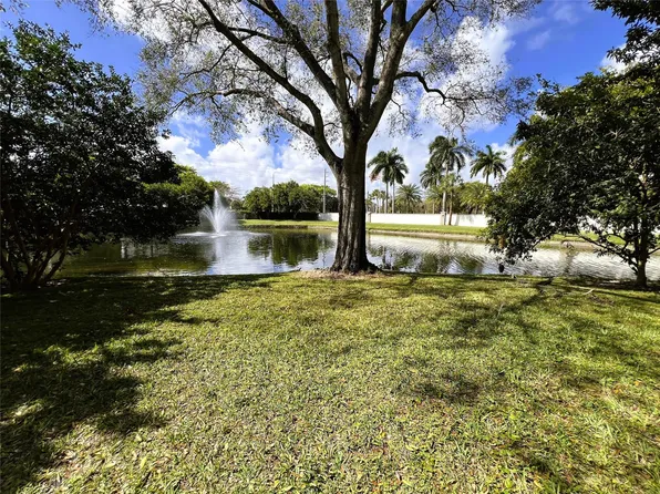 2502 Antigua Terrace #K-1, Coconut Creek, FL 33066