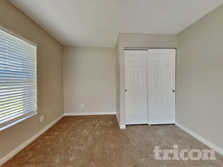 1253 Jasmine Way — Photo 7