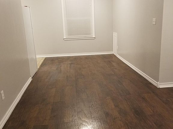 5th image of 3821 NW 32nd St
