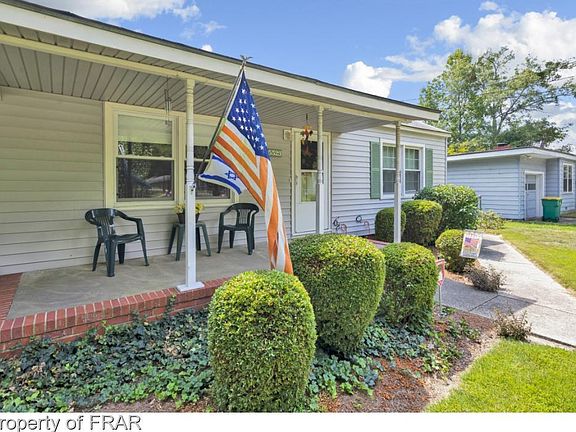 3rd image of 5523 Cross St #18