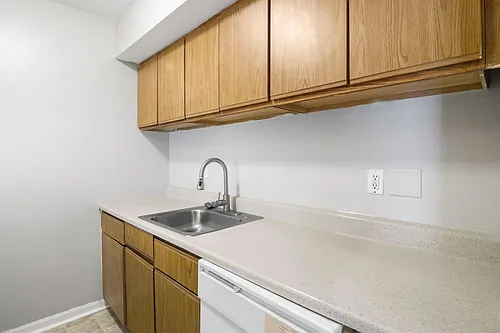 The Vineyards Apartment Homes Photo 1