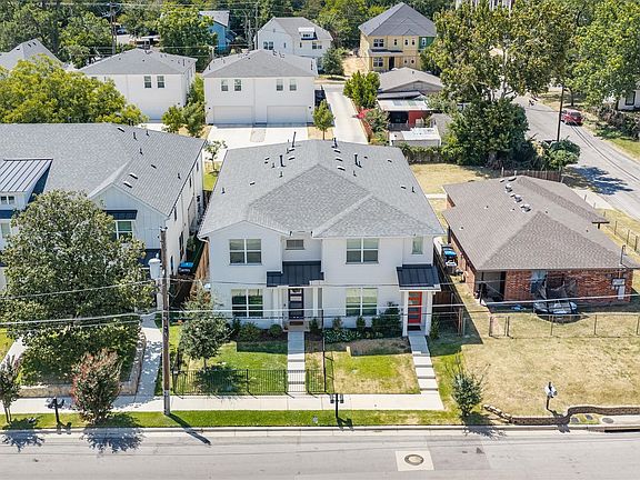 3rd image of 306 Sunset Ln