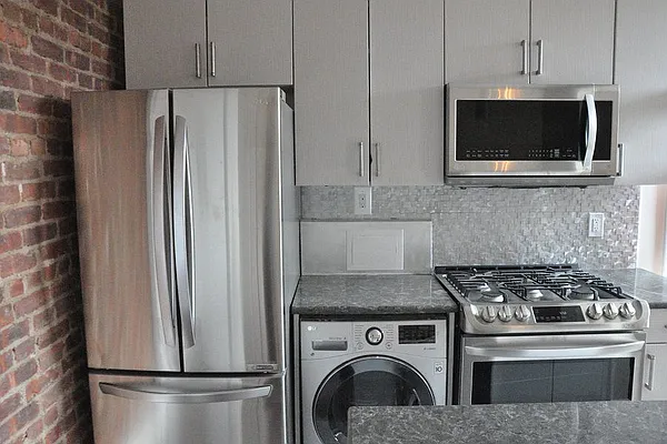 Rented by Sector Property Group | media 30