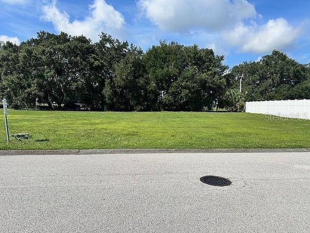 2nd image of 110 Laynewade Rd #198