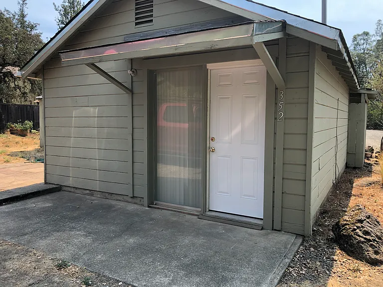 352 Clark Way — Photo 28