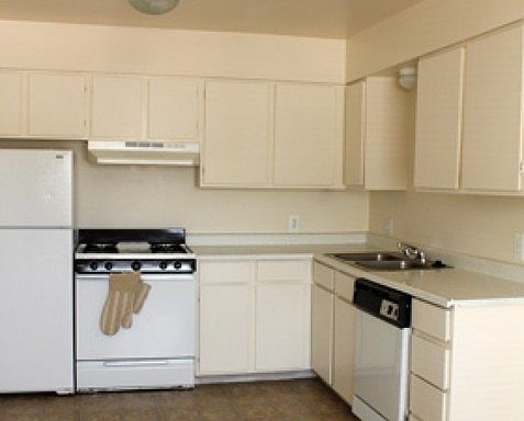 2nd image of 853 E Colony S Unit 24