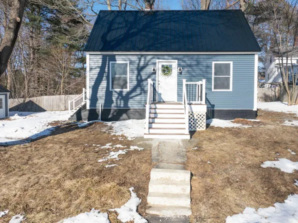 20 Taggart Ave, Westbrook, ME 04092