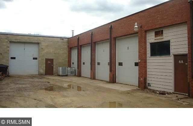 2nd image of 821 3rd St