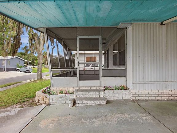 4th image of 110 MAPLE DRIVE