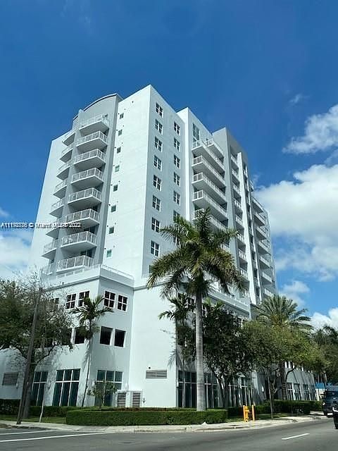 1st image of 60 NW 37th Ave APT 906