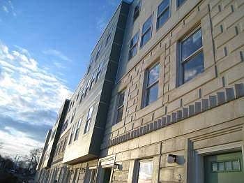 5th image of 800 N 48th St Unit 27