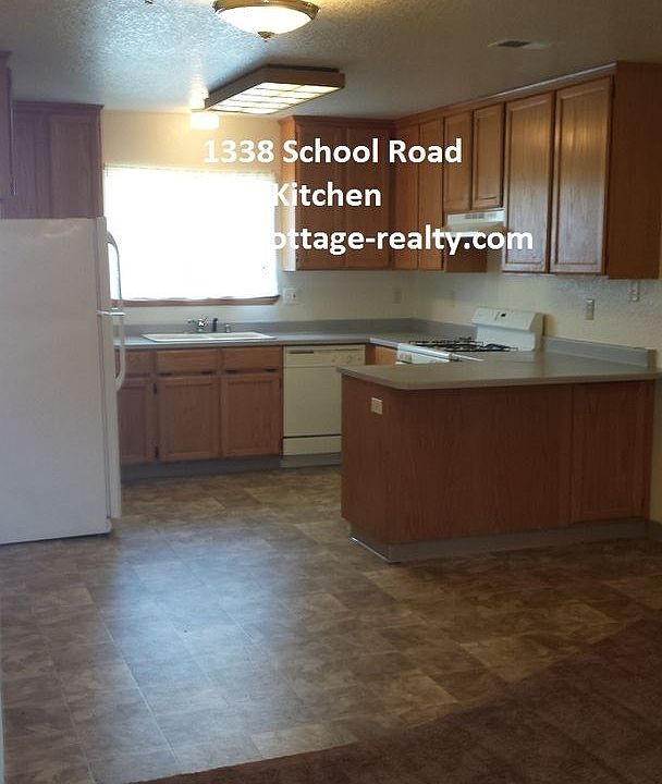 2nd image of 1338 School Rd