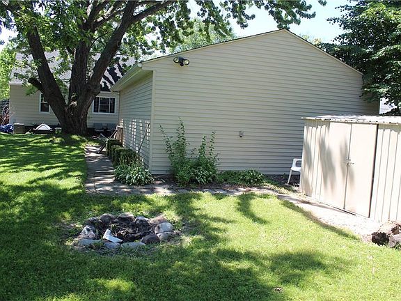 3rd image of 4509 W 156th St