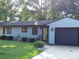 1145 52nd Street Ct, Moline, IL 61265