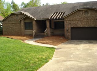 201 Coach Rdg, Matthews, NC 28105