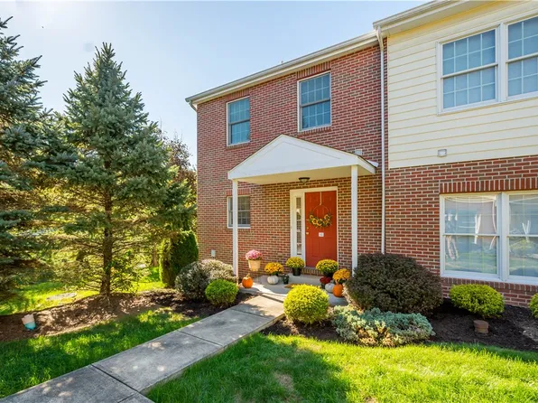 112 Bayberry Ct, McMurray, PA 15317