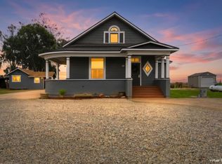 9547 Iona Ave, Hanford, CA 93230