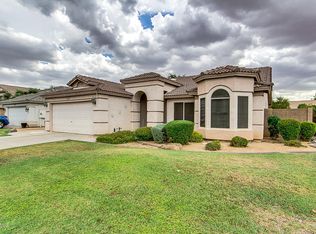 16352 N Oachs Dr, Surprise, AZ 85374