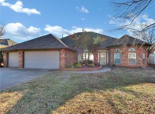 12708 Knight Hill Rd, Oklahoma City, OK 73142