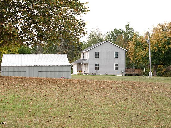 4th image of 1919 190th Ave